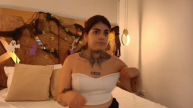 Snapshot of amelie__grace chatting on October 10, 2025, 9:59 pm amelie grace online show from October 10, 2025, 9:59 pm