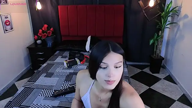 Angel-dragun online show from October 7, 2025, 3:07 am