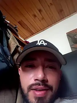 KevinWolf online show from September 26, 2025, 8:59 pm