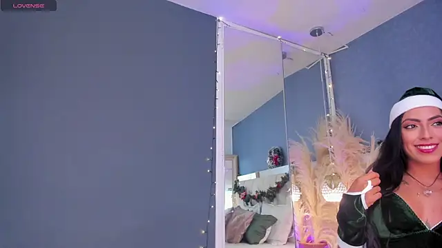 Celeste Amber online show from December 1, 2025, 8:10 pm