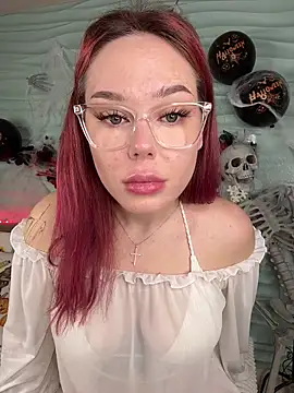 EvaNude- online show from October 27, 2025, 10:11 pm