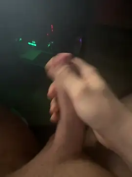 jstntz online show from February 8, 2026, 12:08 am