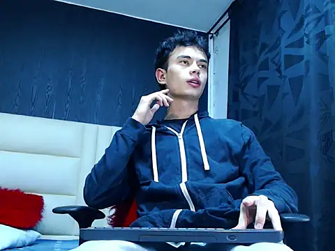 Snapshot of jaico_santos chatting on October 11, 2025, 10:33 pm jaico santos online show from October 11, 2025, 10:33 pm