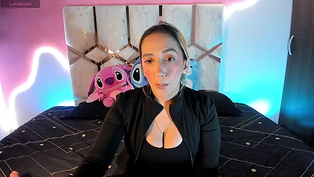 Snapshot of Isa_klein chatting on July 28, 2026, 1:46 am Isa klein online show from July 28, 2026, 1:46 am