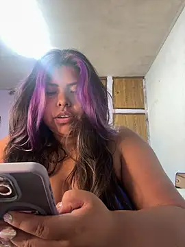 Lunarebelde online show from February 7, 2026, 11:24 pm