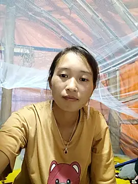 Snapshot of Qumdan chatting on September 23, 2025, 2:24 pm Qumdan online show from September 23, 2025, 2:24 pm