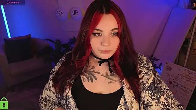 Mia R0ss online show from May 7, 2026, 1:10 am