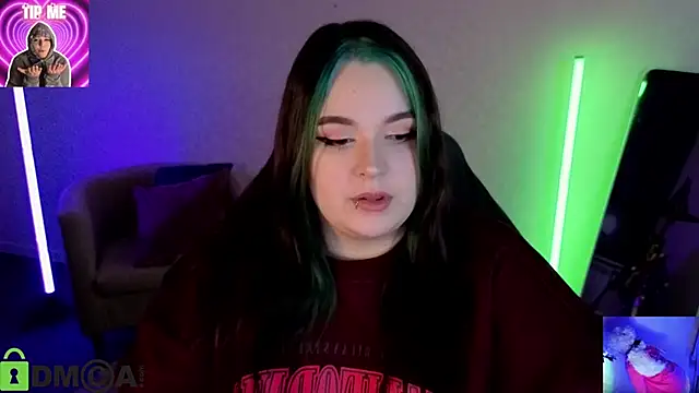 Snapshot of Mia_R0ss chatting on March 7, 2026, 12:06 am Mia R0ss online show from March 7, 2026, 12:06 am