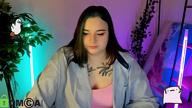 Snapshot of Mia_R0ss chatting on March 11, 2026, 12:37 am Mia R0ss online show from March 11, 2026, 12:37 am