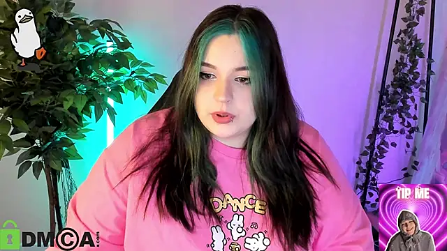 Snapshot of Mia_R0ss chatting on March 12, 2026, 1:00 am Mia R0ss online show from March 12, 2026, 1:00 am