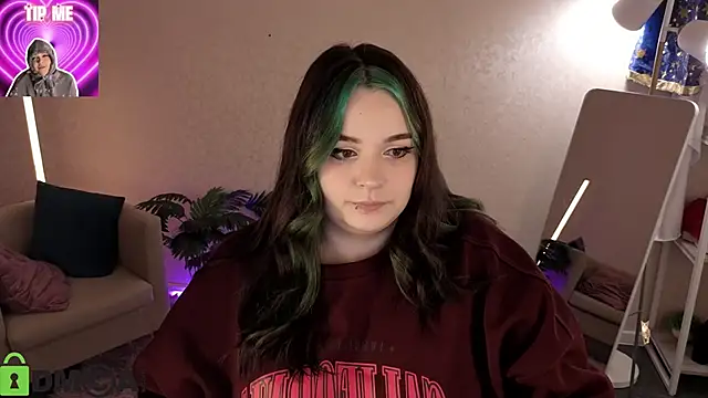 Snapshot of Mia_R0ss chatting on March 19, 2026, 1:05 am Mia R0ss online show from March 19, 2026, 1:05 am