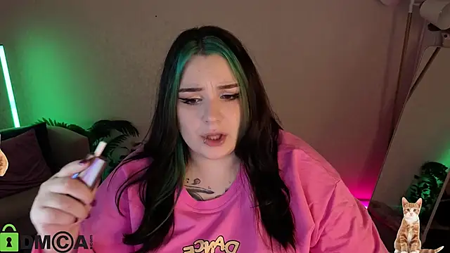 Snapshot of Mia_R0ss chatting on March 21, 2026, 1:07 am Mia R0ss online show from March 21, 2026, 1:07 am