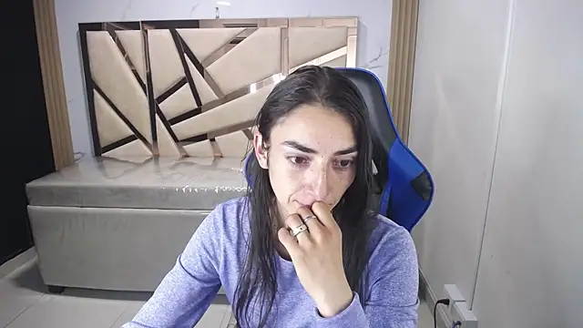 Snapshot of Maily_a_ chatting on November 30, 2025, 2:45 am Maily a online show from November 30, 2025, 2:45 am