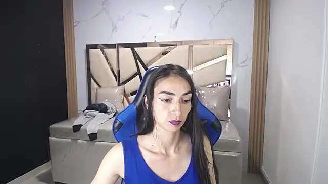 Snapshot of Maily_a_ chatting on November 13, 2025, 2:59 am Maily a online show from November 13, 2025, 2:59 am