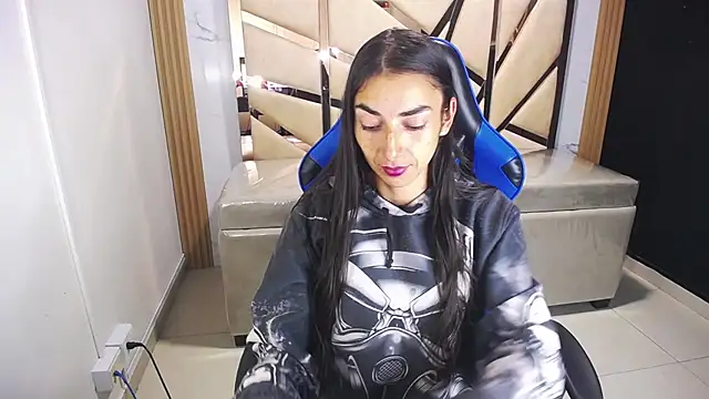 Maily a  online show from January 7, 2026, 2:49 am