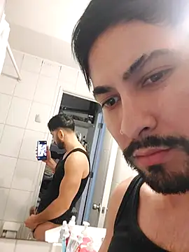 Johnsfitnes online show from October 9, 2025, 9:59 pm