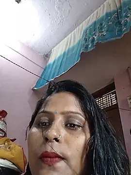 Jasmine Januja online show from June 10, 2026, 1:40 am