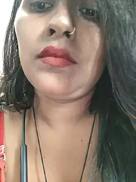 Jasmine Januja online show from July 7, 2026, 11:14 am