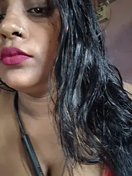 Jasmine Januja online show from July 31, 2026, 2:55 am