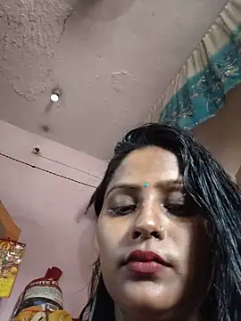 Jasmine Januja online show from June 14, 2026, 3:41 am