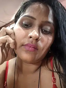 Jasmine Januja online show from May 8, 2026, 4:49 am