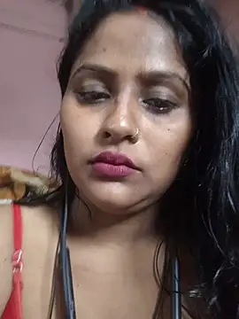 Jasmine Januja online show from May 30, 2026, 2:18 am