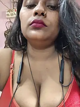 Jasmine Januja online show from July 30, 2026, 2:21 am