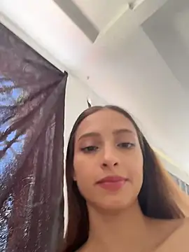 KaMila M00N online show from July 22, 2026, 2:52 pm