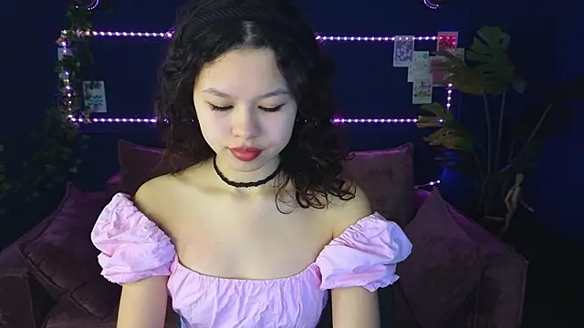 moco choco online show from February 6, 2026, 1:23 am