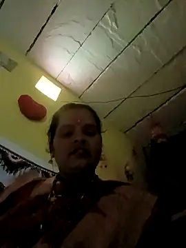 Snapshot of Sh_kiyara chatting on September 18, 2025, 11:35 am Sh kiyara online show from September 18, 2025, 11:35 am