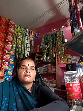 Snapshot of Sh_kiyara chatting on September 28, 2025, 3:57 am Sh kiyara online show from September 28, 2025, 3:57 am