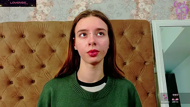 Snapshot of CoraVex chatting on November 20, 2025, 3:40 am CoraVex online show from November 20, 2025, 3:40 am