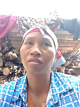 donna-bae online show from November 15, 2025, 6:39 am