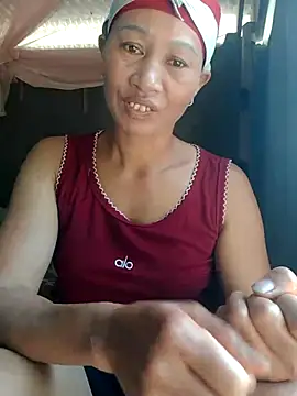 donna-bae online show from May 28, 2026, 12:51 am