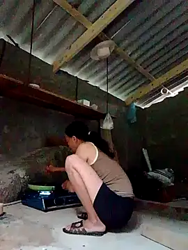 donna-bae online show from October 8, 2025, 11:16 pm