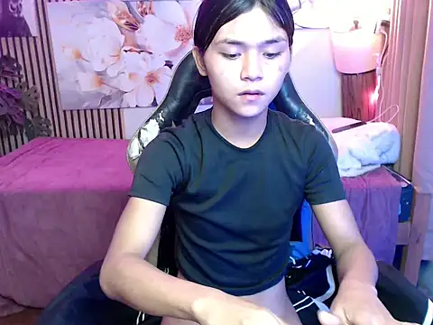 Snapshot of sweet_athena chatting on March 6, 2026, 11:00 pm sweet athena online show from March 6, 2026, 11:00 pm