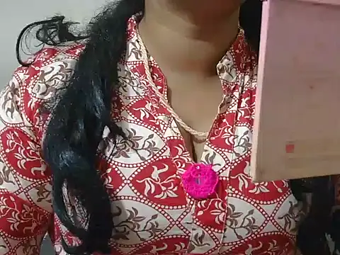 Snapshot of miss_rajni chatting on November 26, 2025, 6:46 am miss rajni online show from November 26, 2025, 6:46 am