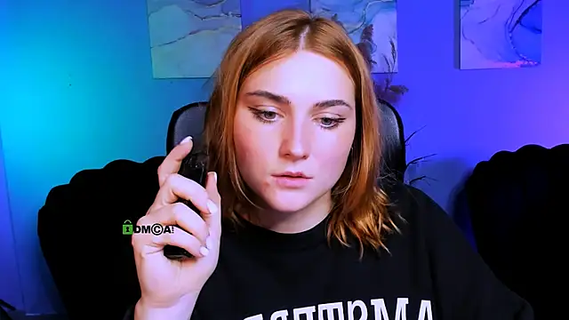 Snapshot of casey_meow_ chatting on November 22, 2025, 11:09 am casey meow online show from November 22, 2025, 11:09 am