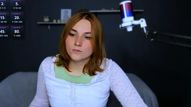 Snapshot of casey_meow_ chatting on November 13, 2025, 9:46 am casey meow online show from November 13, 2025, 9:46 am