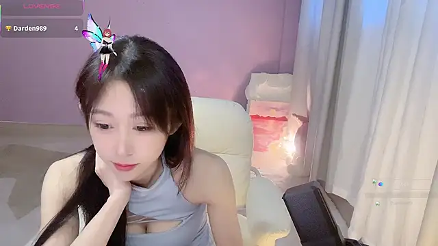 Snapshot of ai-ai-mi chatting on December 5, 2025, 3:05 am ai-ai-mi online show from December 5, 2025, 3:05 am