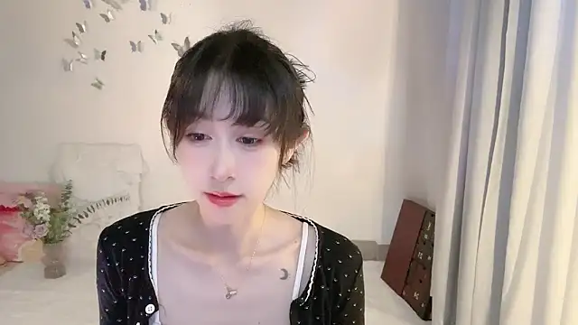 Snapshot of ai-ai-mi chatting on October 20, 2025, 2:46 am ai-ai-mi online show from October 20, 2025, 2:46 am