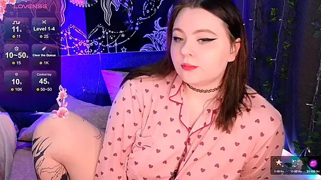 Snapshot of Marshmallowbeauty chatting on October 12, 2025, 9:05 pm Marshmallowbeauty online show from October 12, 2025, 9:05 pm