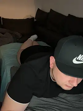 xXLustMolchXx online show from October 7, 2025, 4:41 pm