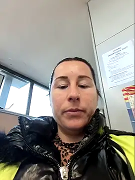 bichota85 online show from February 11, 2026, 10:48 am