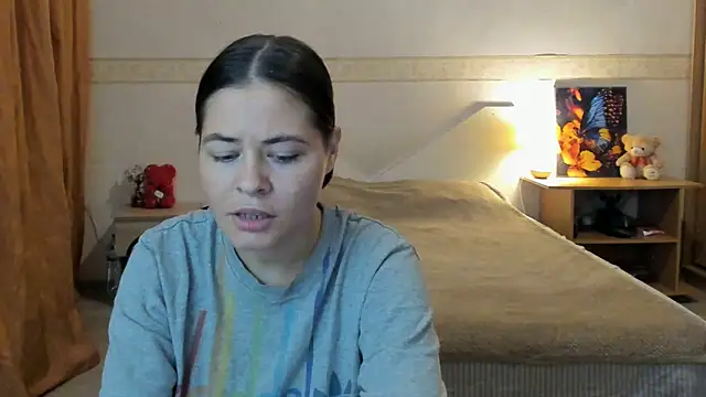 NicoleCollys online show from September 20, 2025, 8:25 pm