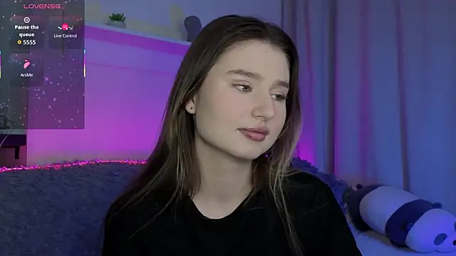  Lua   online show from February 18, 2026, 10:39 pm