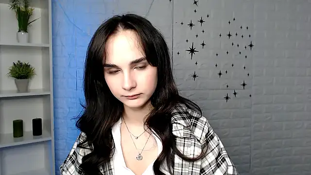 ariana ross7 online show from May 6, 2026, 7:07 pm