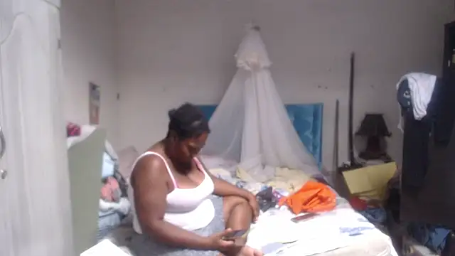 rachelexoticgirl online show from July 5, 2026, 7:43 pm