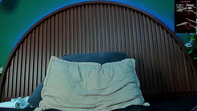 Snapshot of JeergMuscle chatting on November 28, 2025, 6:57 am JeergMuscle online show from November 28, 2025, 6:57 am