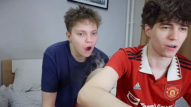 Snapshot of DMITRII2DMITRII chatting on March 22, 2026, 9:05 pm DMITRII2DMITRII online show from March 22, 2026, 9:05 pm